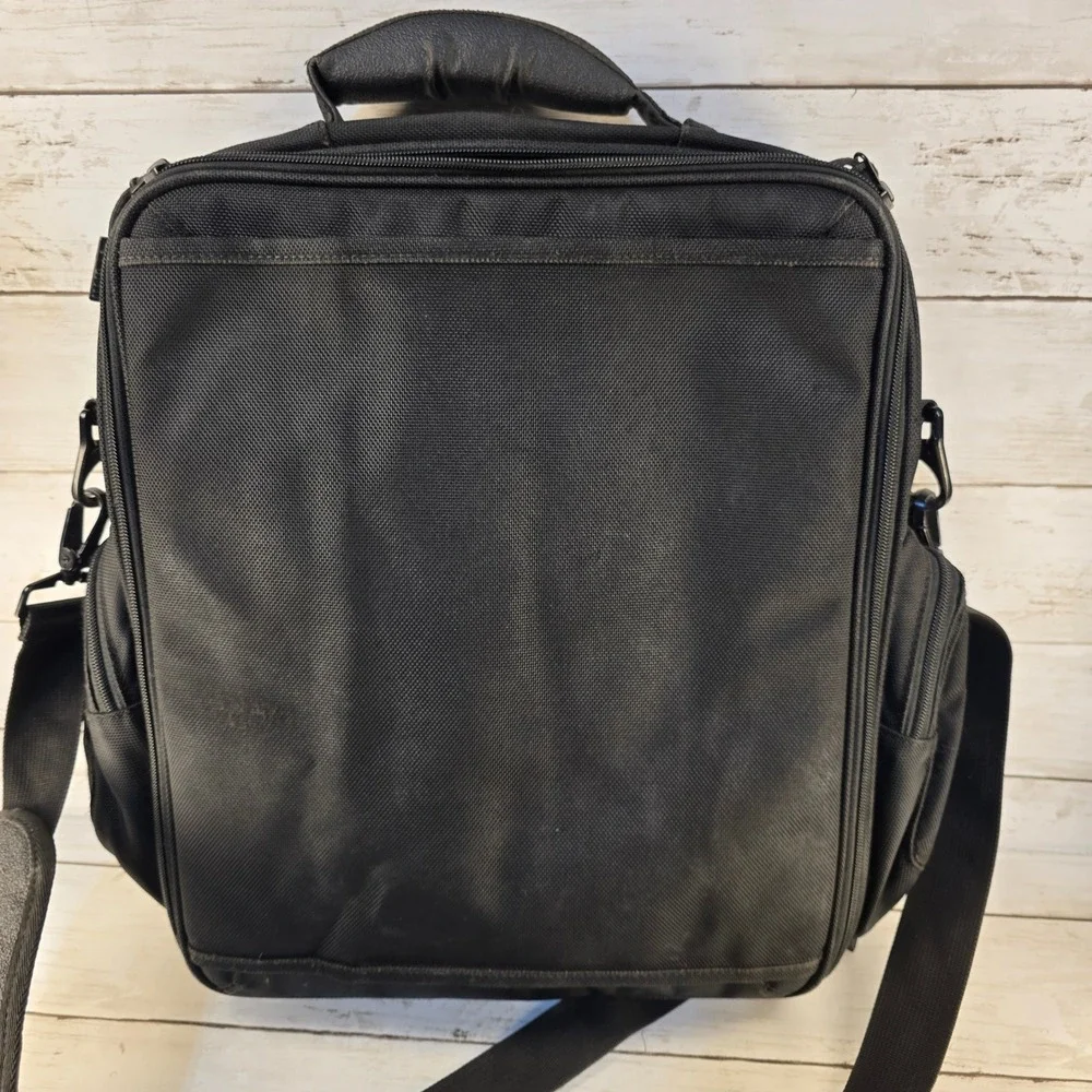 Oakley Vertical Messenger Bag Black Ballistic Nylon Laptop Travel Briefcase